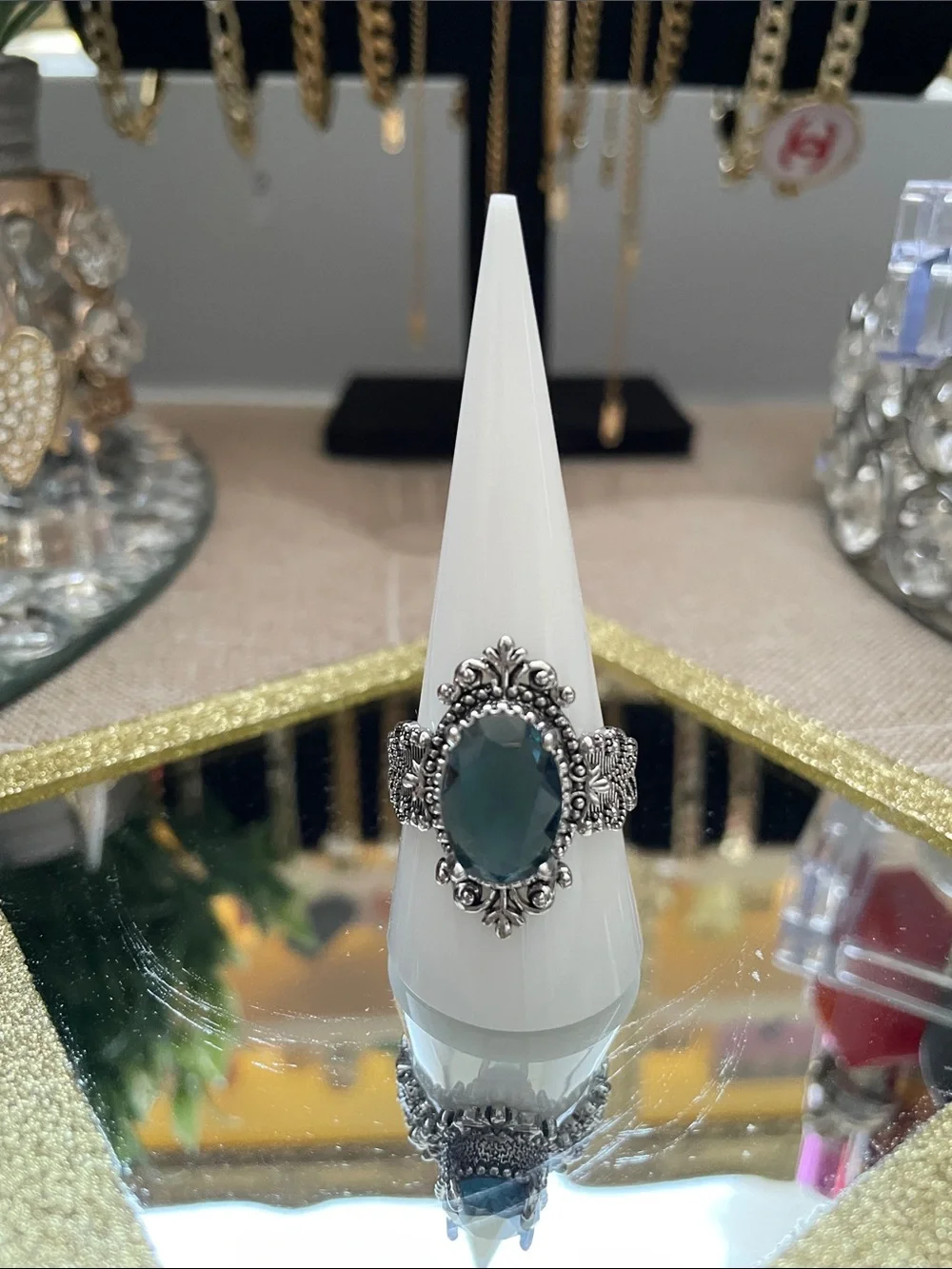 ✨Vintage-Inspired Blue Gemstone Statement Ring✨Size 10 NEW